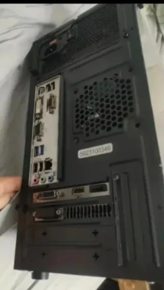 Torre PC Gamer Negra