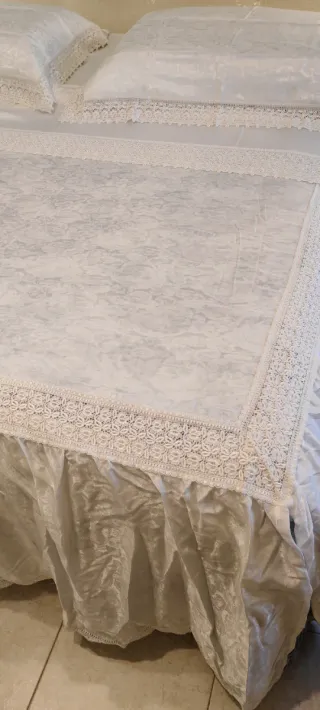 Completo Lenzuola Matrimoniali Copriletto Pizzo