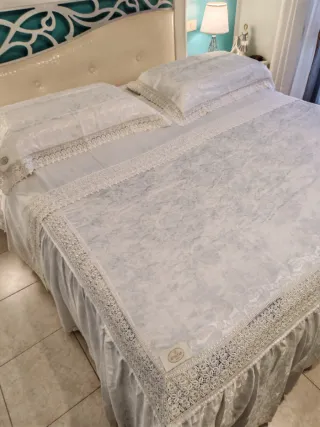 Completo Lenzuola Matrimoniali Copriletto Pizzo