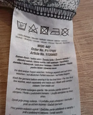 (M) Falda corta estampada con cintura elástica