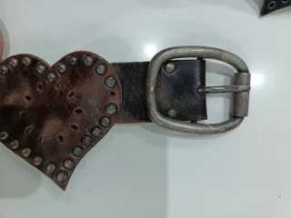 Cintura vintage cuori borchie piccoline