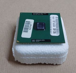 CPU Intel Pentium III SL4ZJ 866 MHz/256/133