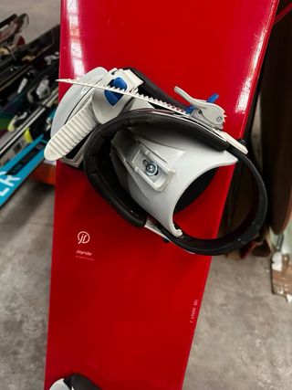 Tabla de Snowboard Roja con Fijaciones