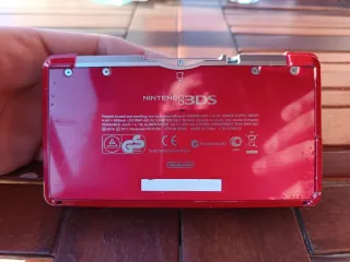 Ver imágenes Nintendo 3DS Roja