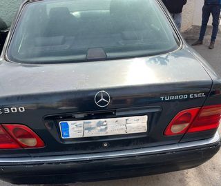 DESPIECE MERCEDES-BENZ CLASE E 3.0 E 300 TURBO-D