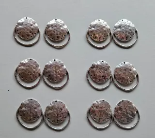 Lote abalorios plateados bisutería