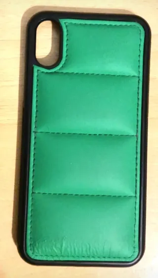 Funda iPhone X / XS acolchada verde