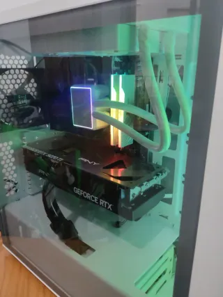 PC Gaming RTX 5070ti R7 7800X3D 32GB RAM