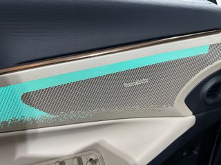 LYNK & CO 08 More 2025