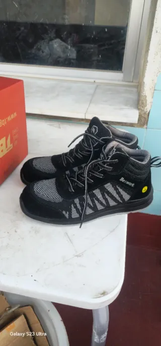 Zapatos de seguridad Bes Work Shoes negros/grises