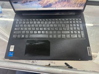 Portátil Lenovo poco uso Se entrega cargador