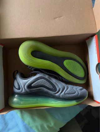 Nike Air Max 720 Gris y Verde