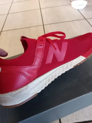 New Balance Uomo Rosse 45. Usate 2 volte.
