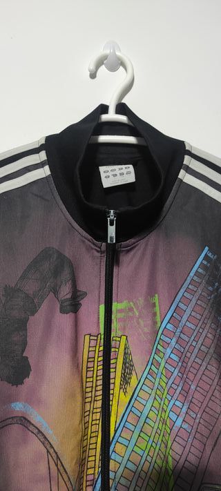 Sudadera Adidas vintage de los 2000.