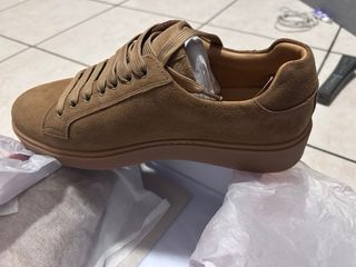 Scarpe uomo scamosciate marroni