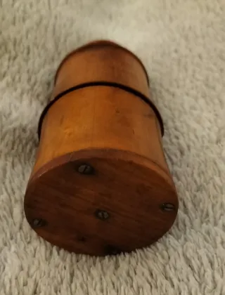 Contenitore vintage in legno