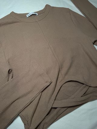 Camiseta Bershka manga larga