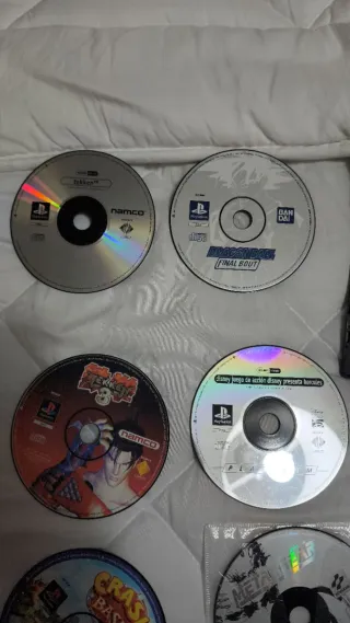 Se vende lote de consolas de colección propia.