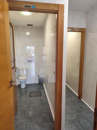 Local comercial en venta en Buztintxuri en Pamplona