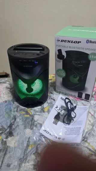 Altavoz Dunlop Bluetooth Portátil 10W con Luz RGB