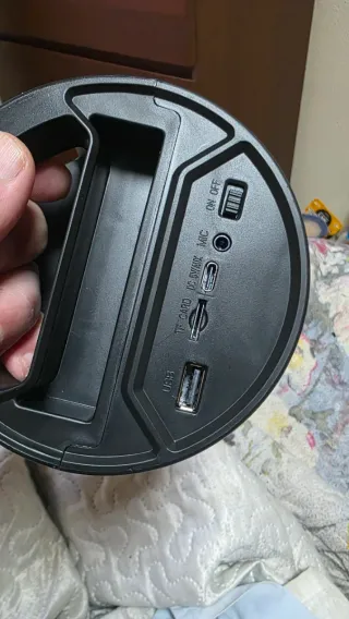 Altavoz Dunlop Bluetooth Portátil 10W con Luz RGB