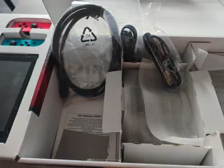 Nintendo Switch V1 con muy poco uso