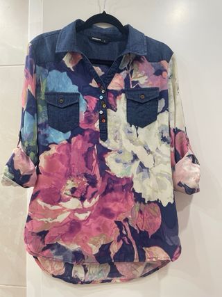 Blusa Desigual floral talla S