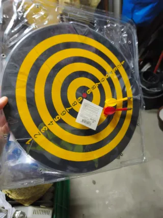 Diana de dardos con dardos