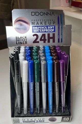 Lápiz de ojos DDONNA 24H Waterproof