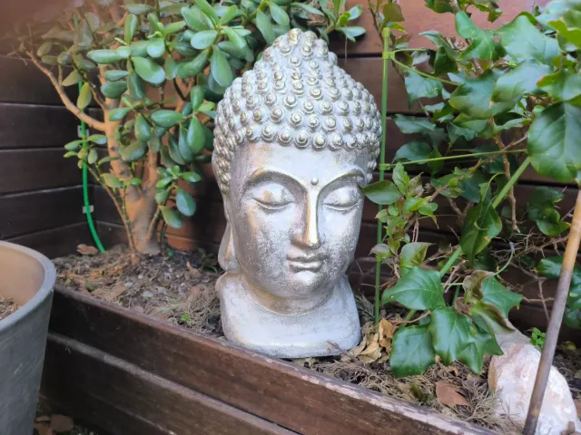 Estatua Buda Beige y Dorado. 42cm. OFERTA MAYO!!