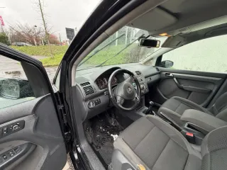 Volkswagen Touran 2011