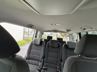 Volkswagen Touran 2011