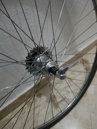 Ruedas Carretera 650x23 ETRTO 571