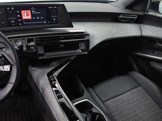 Peugeot 5008 1.2 100KW Allure eDCS6