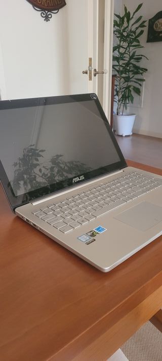 Portátil ASUS Zenbook PRO Gris/Plata