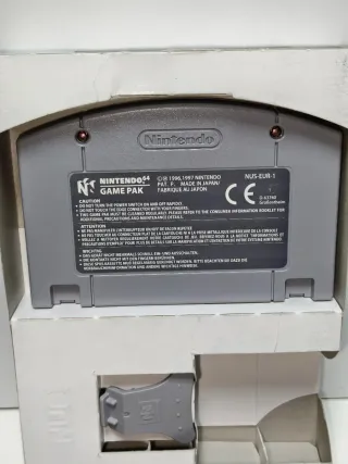 Donkey Kong 64 + expansion pak nintendo 64