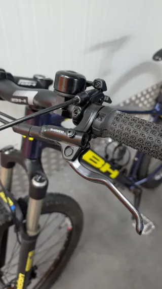 Bicicleta MTB BH Rígida