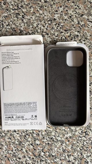 Cover Apple iPhone 15 Silicone MagSafe