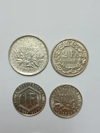 Lote de 22 monedas antiguas. Monedas extranjeras.