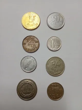 Lote de 22 monedas antiguas. Monedas extranjeras.