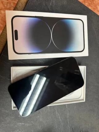 iPhone 14 Pro Max Negro/Morado