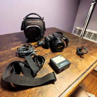 Nikon Coolpix P90 + accesorios