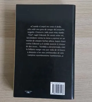 Crepúsculo (Saga Crepúsculo 1) (Spanish Edition)