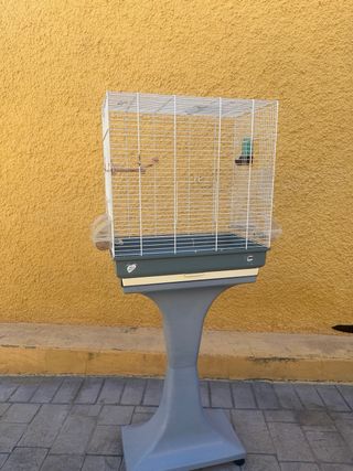 Jaula para pájaros con pie
