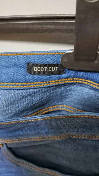 Pantalones vaqueros Zara Talla 44