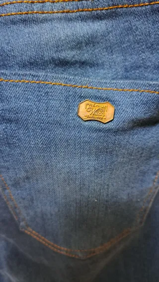 Pantalones vaqueros Zara Talla 44