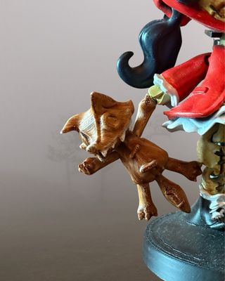 Muñeca de coección Creepy Caperucita Roja