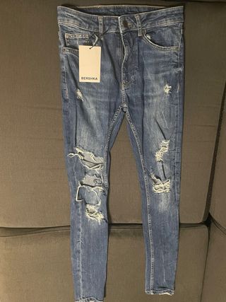 Vaqueros Rotos Nuevos Bershka - Talla S