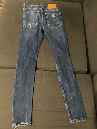 Vaqueros Rotos Nuevos Bershka - Talla S