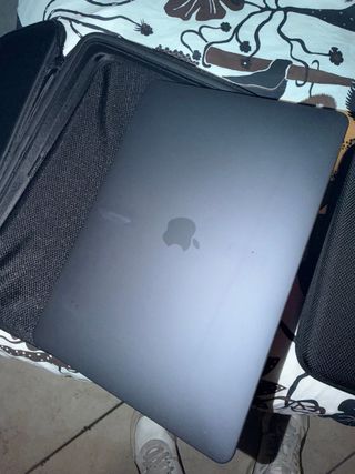 MacBook Pro 13 512 GB 8 RAM 2022